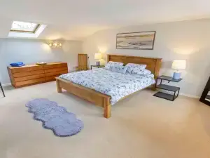 Ladywell Sleeps 12|Hot Tub* Pool Table, Pizza Oven