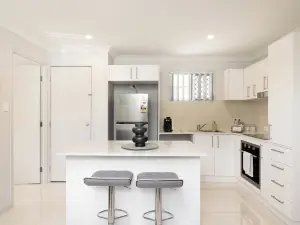 Smart Suites Self Check-in Apartments - 35A Freney