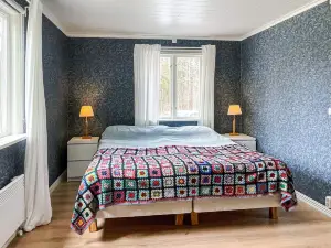5 person holiday home in Mörlunda