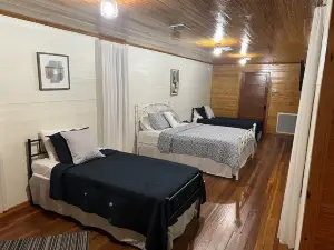 Cabin on the Ridge - Hometown - Laurel, MS