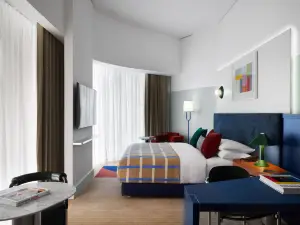 Kimpton MAIN FRANKFURT by IHG