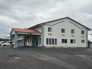 Budgetel Inn & Suites