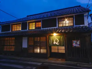 山崎旅館Q 中門前屋