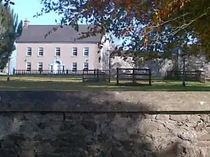 Dundrum House