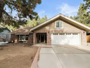 Eagle Point Retreat