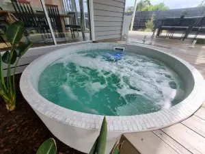 Spa Haven by the Peninsula in Spring