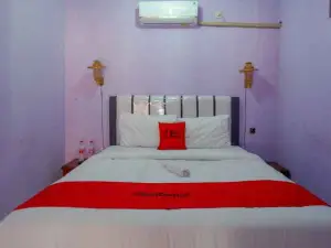 RedDoorz Near Goa Jatijajar 2