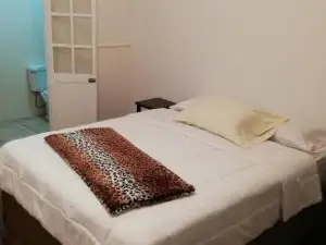 Casa Mayela Guest House