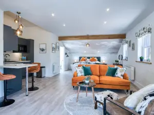 The Pig STY - 1 Bedroom Studio - Princes Gate