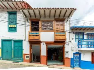 Hotel Santa Laura