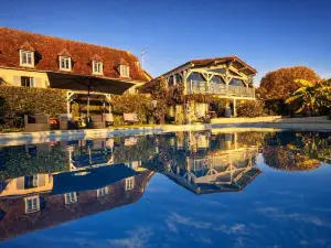 Hôtel Bien-Être Aux Cyprès de Marquay