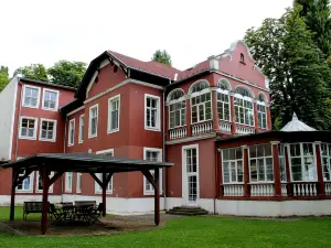 BF Hotel
