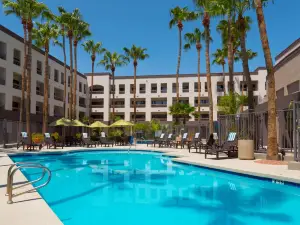 Hilton Phoenix Airport