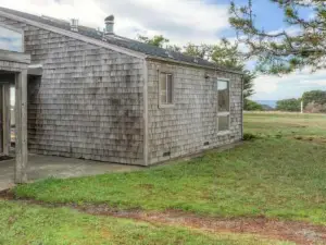 Sibley Beautiful Ocean Views & Hot Tub!