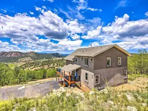Hot Tub and Mtn View Cripple Creek Retreat!