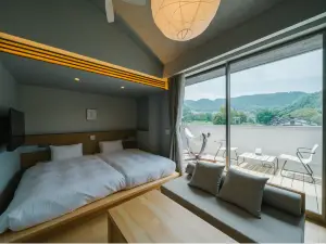 布蘭謝拉石舞台露台