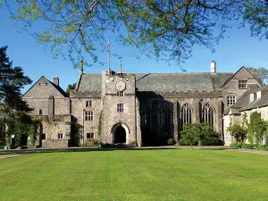 Cbh Dartington Hall Hotel