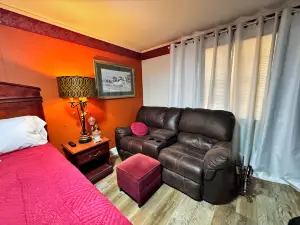 OYO 9號公路切斯特菲爾德酒店