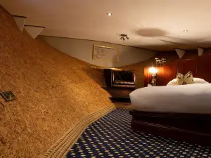 โอเชียน มิสท์ ลีธ