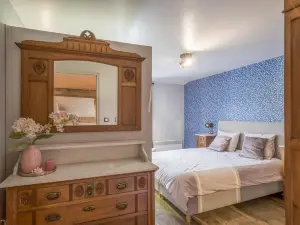 Jane Austen Lake Retreat