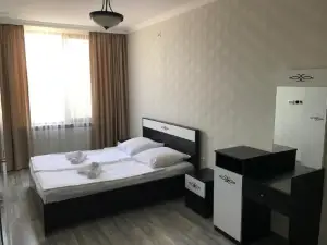 Friendly House