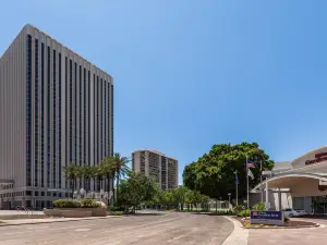 DoubleTree by Hilton Phoenix Midtown