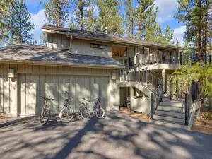 Diamond Peak Lane 20
