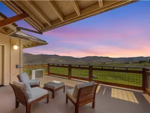 Desert Canyon Golf Resort
