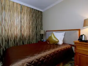 Buudai Hotel