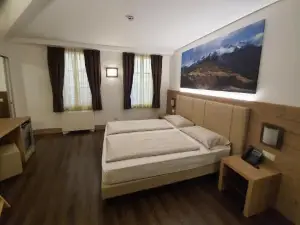 Touring Hotel & Spa