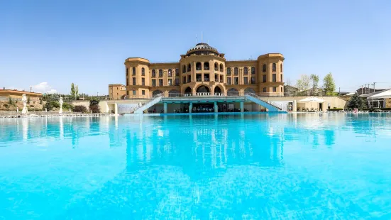 Latar Hotel Yerevan
