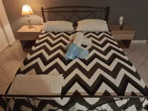 Stefkas Apartment1