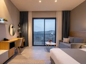 Logos Hotel in Yad Hashmona