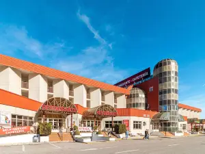 Hotel Abades Manzanil