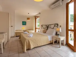 Hotel Amarea - Aeolian Charme