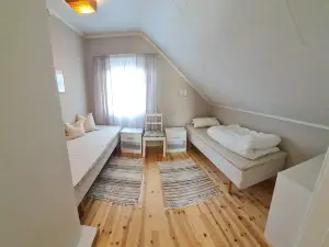 6 person holiday home in Finnsnes-By Traum