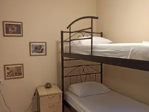 ''Shinohori'' Olive-Tree Apartment