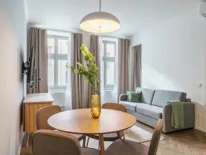Limehome Prague Múza
