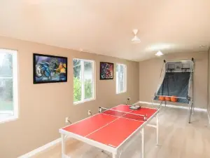 Cozy Home for Families with Game Room & Playground