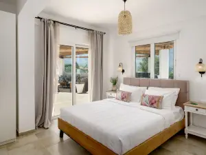 Yammas in Dramia with 5 bedrooms and 5 bathrooms