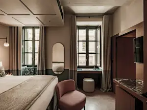 Romegas Hotel