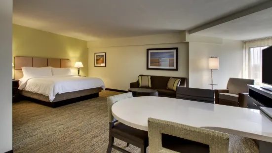 Candlewood Suites Wichita East