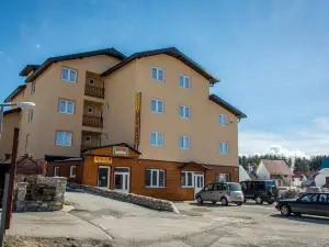 Hotel Zlatni Bor