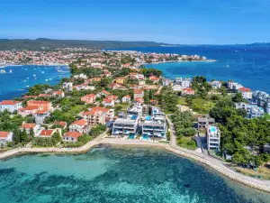 Crystal Holiday Residence II