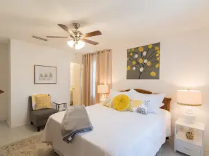 Spacious Living Areas and Screened Patio - Charming Family Haven