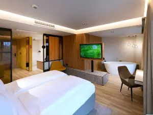 โรงแรมทอเอเลส บัคเคิน
