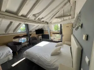 Hostellerie les Griffons
