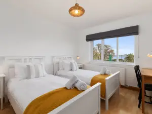 Glen View - Panoramic Sea Views