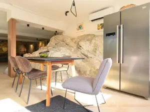 The Rock Star's Villa with Private Pool and Beach