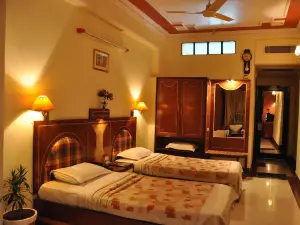 Hotel Rishi Regency